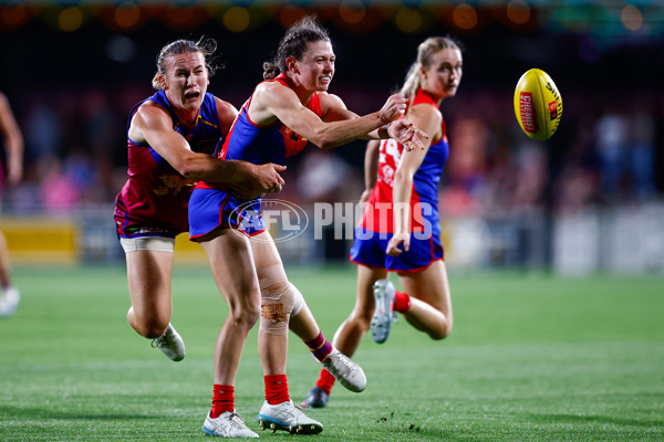 AFLW 2025 Round 11 - Brisbane v Melbourne - A-64176481