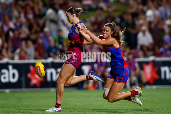 AFLW 2025 Round 11 - Brisbane v Melbourne - A-64176488