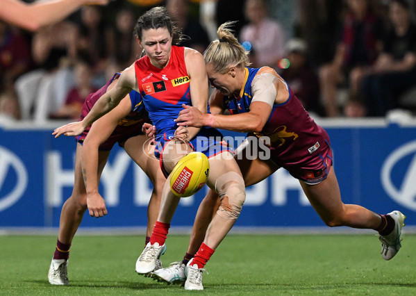 AFLW 2025 Round 11 - Brisbane v Melbourne - A-64176506
