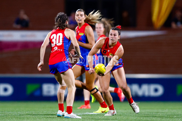 AFLW 2025 Round 11 - Brisbane v Melbourne - A-64177625