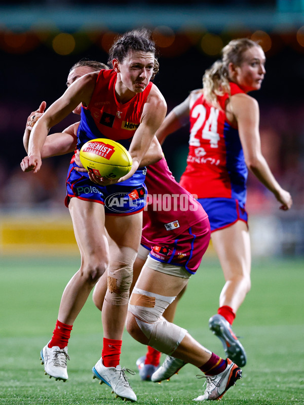 AFLW 2025 Round 11 - Brisbane v Melbourne - A-64177630