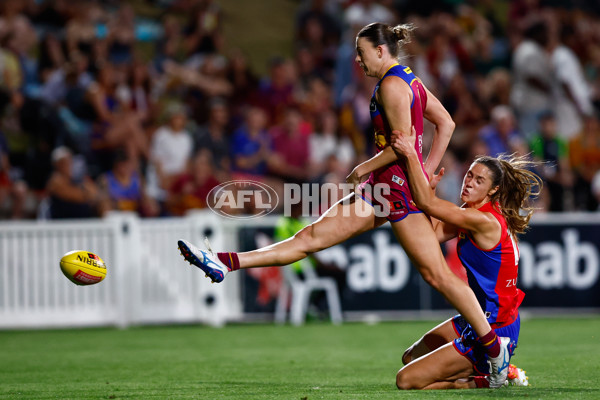 AFLW 2025 Round 11 - Brisbane v Melbourne - A-64177648