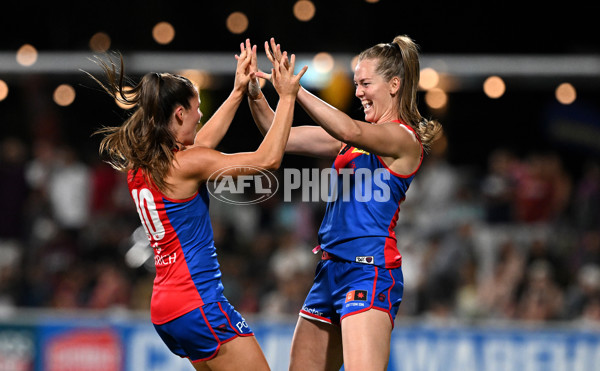 AFLW 2025 Round 11 - Brisbane v Melbourne - A-64177676