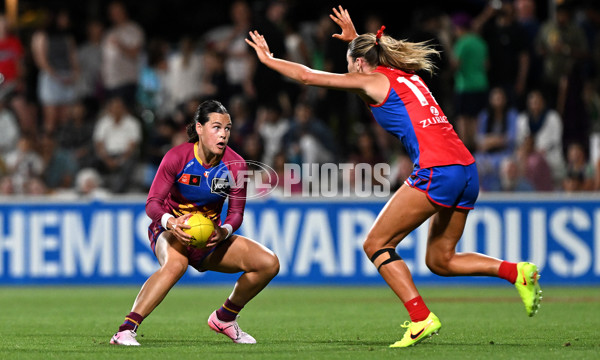 AFLW 2025 Round 11 - Brisbane v Melbourne - A-64177707