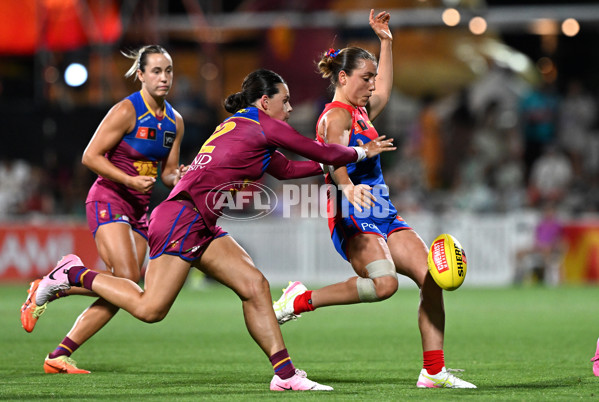AFLW 2025 Round 11 - Brisbane v Melbourne - A-64179038