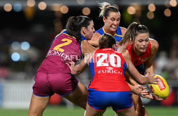 AFLW 2025 Round 11 - Brisbane v Melbourne - A-64179045
