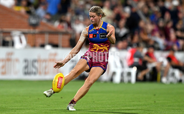 AFLW 2025 Round 11 - Brisbane v Melbourne - A-64179073