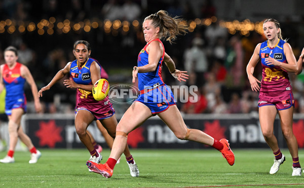AFLW 2025 Round 11 - Brisbane v Melbourne - A-64179088