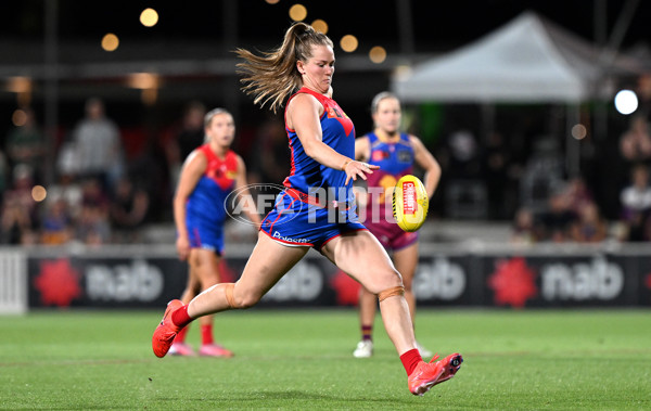 AFLW 2025 Round 11 - Brisbane v Melbourne - A-64179094