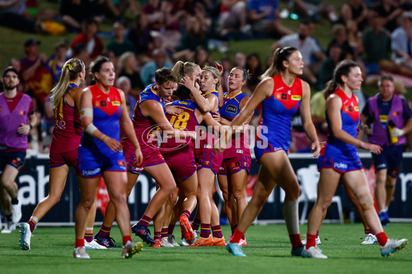 AFLW 2025 Round 11 - Brisbane v Melbourne - A-64179119