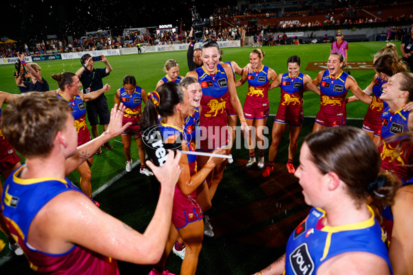 AFLW 2025 Round 11 - Brisbane v Melbourne - A-64179126