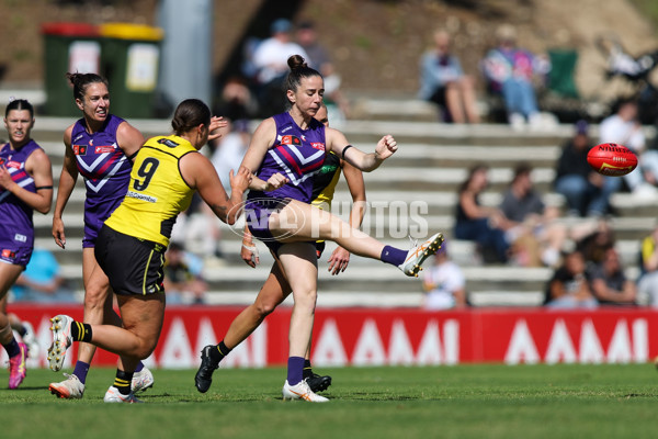 AFLW 2025 Round 11 - Fremantle v Richmond - A-64180206