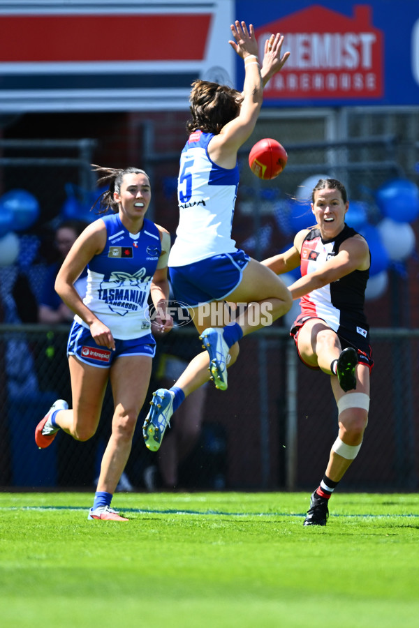 AFLW 2025 Round 11 - North Melbourne v St Kilda - A-64181548