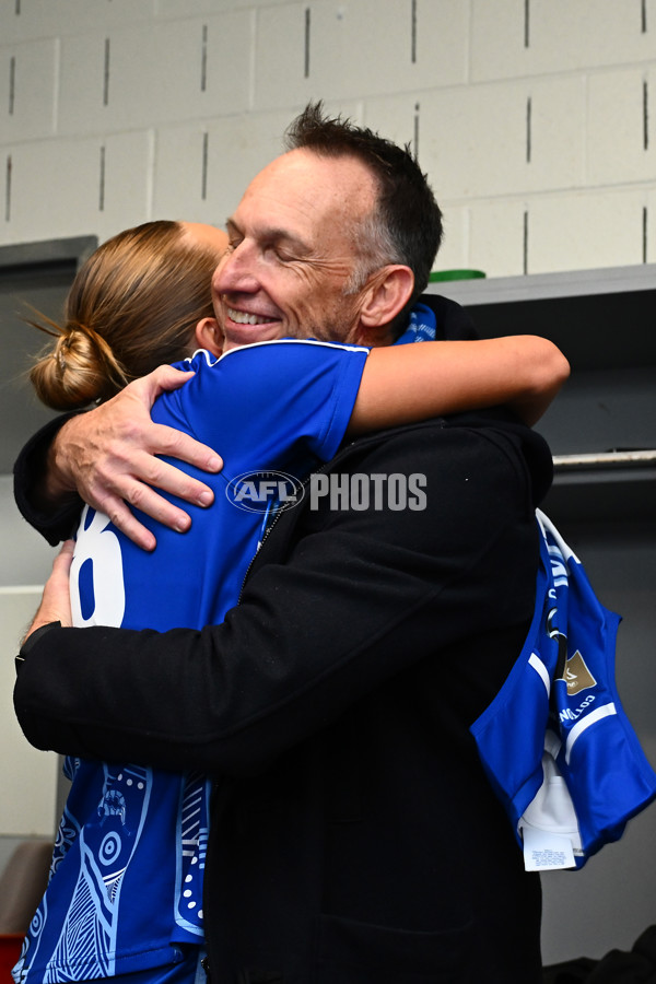 AFLW 2025 Round 11 - North Melbourne v St Kilda - A-64182694