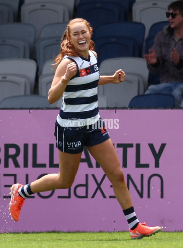AFLW 2025 Round 11 - Western Bulldogs v Geelong - A-64182711
