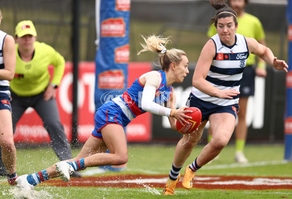 AFLW 2025 Round 11 - Western Bulldogs v Geelong - A-64182732