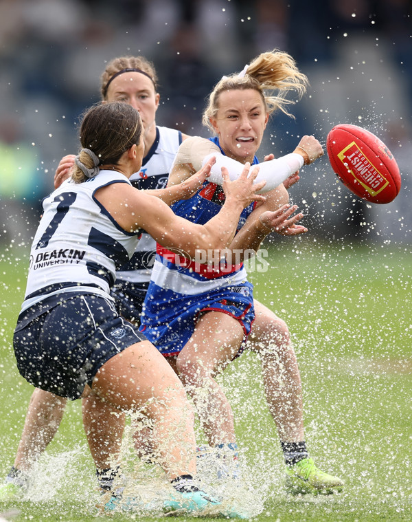 AFLW 2025 Round 11 - Western Bulldogs v Geelong - A-64182755