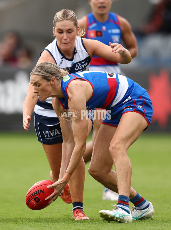 AFLW 2025 Round 11 - Western Bulldogs v Geelong - A-64184121