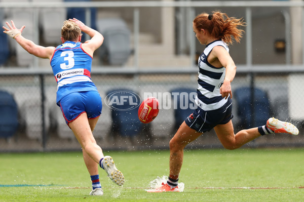 AFLW 2025 Round 11 - Western Bulldogs v Geelong - A-64185012