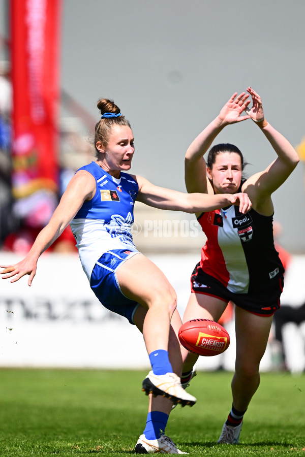 AFLW 2025 Round 11 - North Melbourne v St Kilda - A-64185024