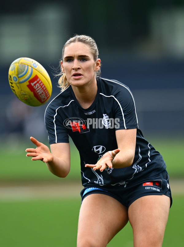 AFLW 2025 Round 11 - Carlton v GWS - A-64185069