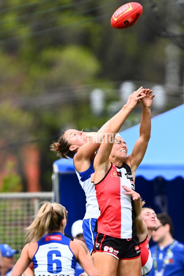 AFLW 2025 Round 11 - North Melbourne v St Kilda - A-64185092