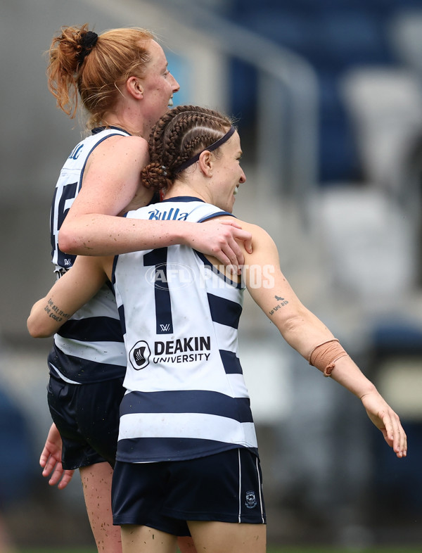 AFLW 2025 Round 11 - Western Bulldogs v Geelong - A-64186929