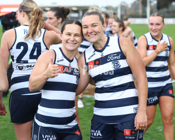 AFLW 2025 Round 11 - Western Bulldogs v Geelong - A-64186983