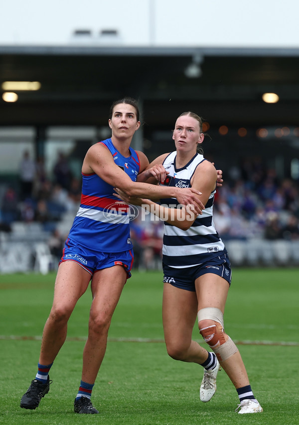 AFLW 2025 Round 11 - Western Bulldogs v Geelong - A-64187678