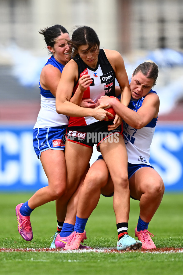AFLW 2025 Round 11 - North Melbourne v St Kilda - A-64189429