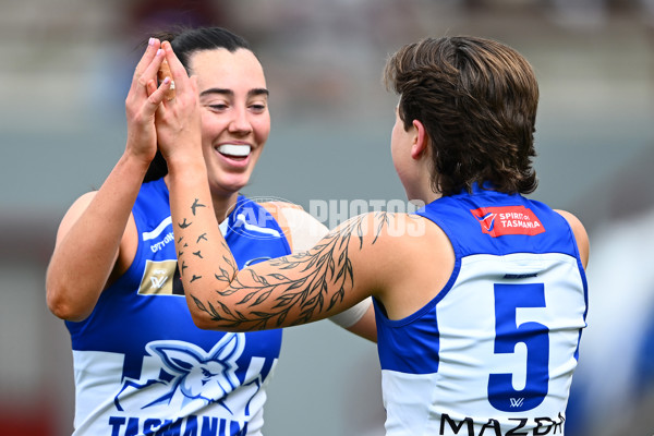 AFLW 2025 Round 11 - North Melbourne v St Kilda - A-64189434
