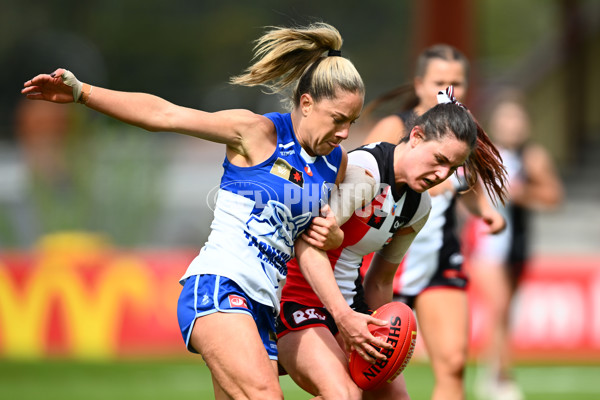 AFLW 2025 Round 11 - North Melbourne v St Kilda - A-64189995