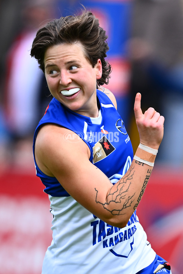 AFLW 2025 Round 11 - North Melbourne v St Kilda - A-64191763