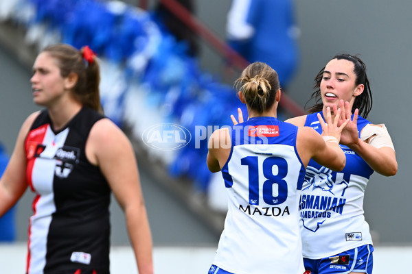 AFLW 2025 Round 11 - North Melbourne v St Kilda - A-64191790