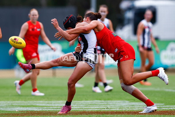 AFLW 2025 Round 11 - Gold Coast v Collingwood - A-64194551