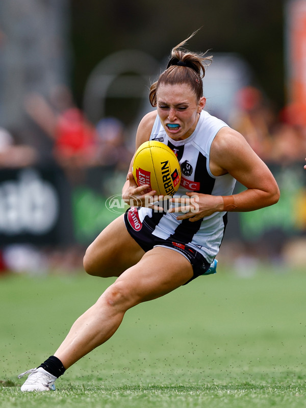 AFLW 2025 Round 11 - Gold Coast v Collingwood - A-64195424