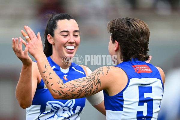 AFLW 2025 Round 11 - North Melbourne v St Kilda - A-64197123