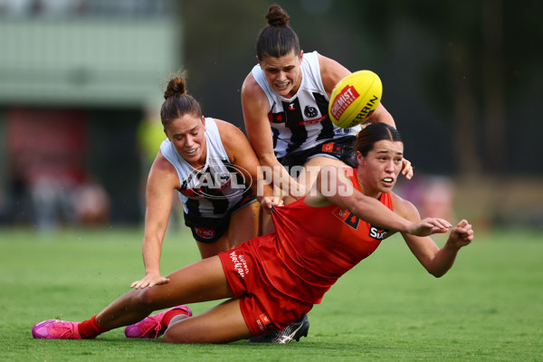AFLW 2025 Round 11 - Gold Coast v Collingwood - A-64197139