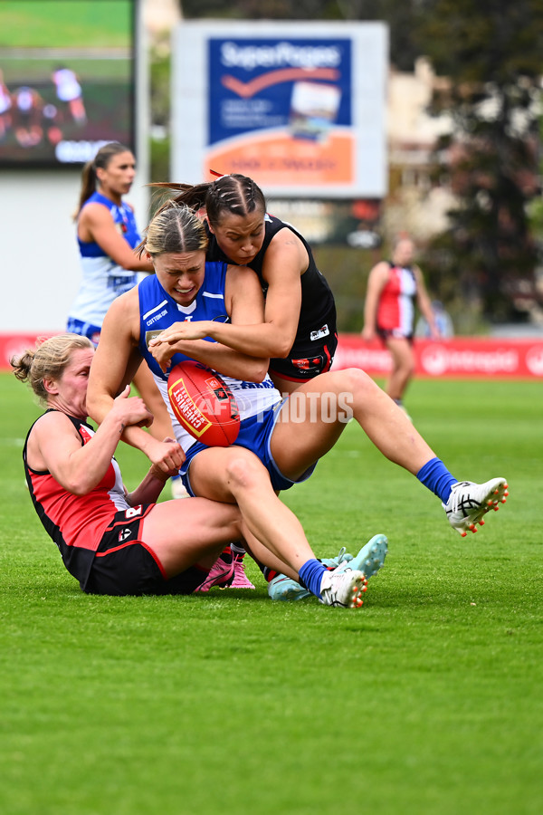 AFLW 2025 Round 11 - North Melbourne v St Kilda - A-64197155
