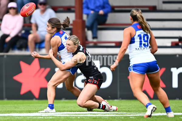 AFLW 2025 Round 11 - North Melbourne v St Kilda - A-64197157