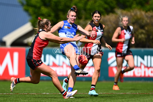 AFLW 2025 Round 11 - North Melbourne v St Kilda - A-64197173