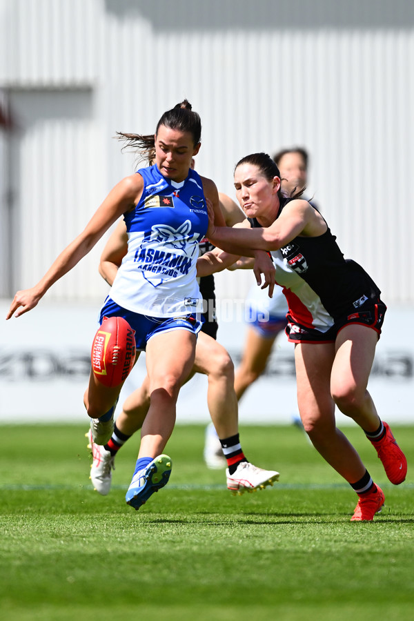 AFLW 2025 Round 11 - North Melbourne v St Kilda - A-64198165