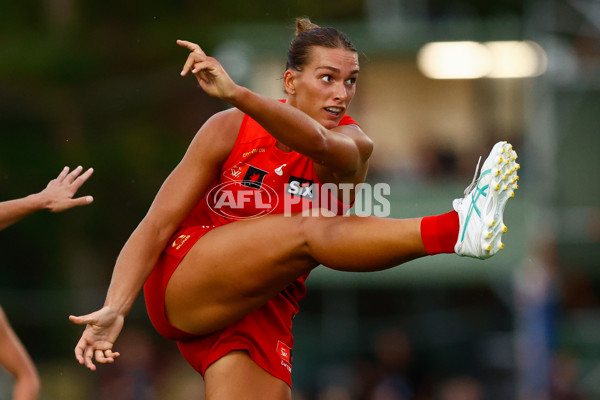 AFLW 2025 Round 11 - Gold Coast v Collingwood - A-64199919