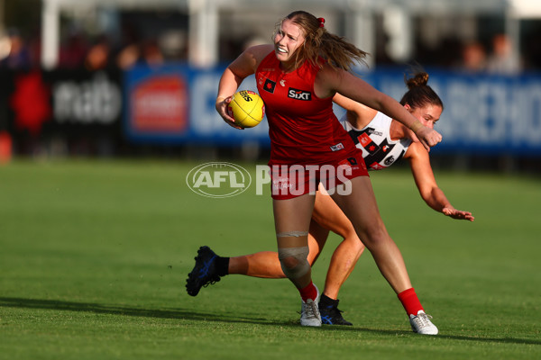 AFLW 2025 Round 11 - Gold Coast v Collingwood - A-64200956