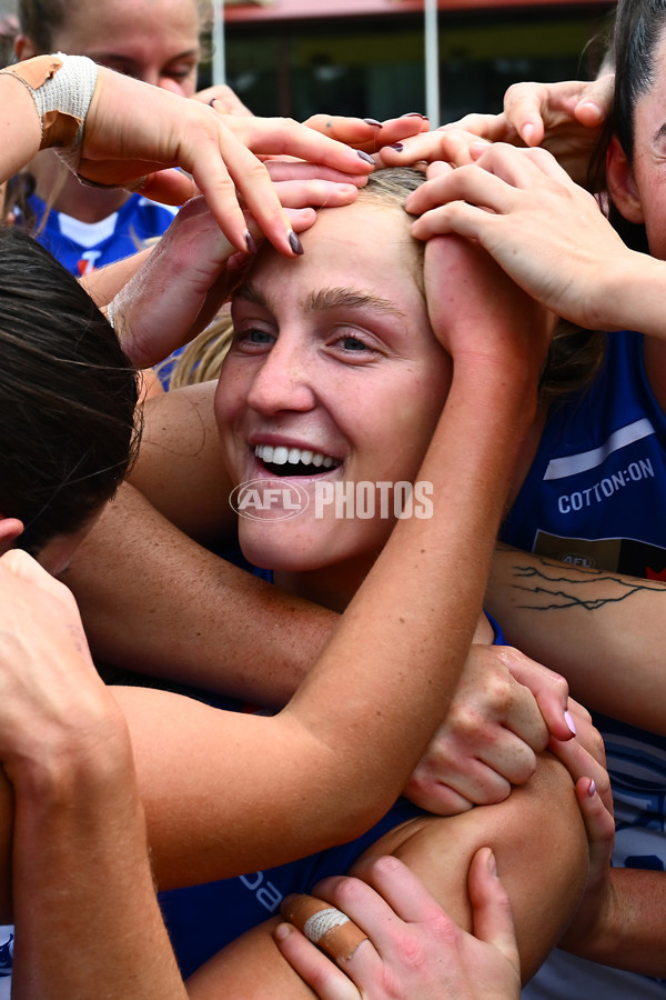 AFLW 2025 Round 11 - North Melbourne v St Kilda - A-64200969