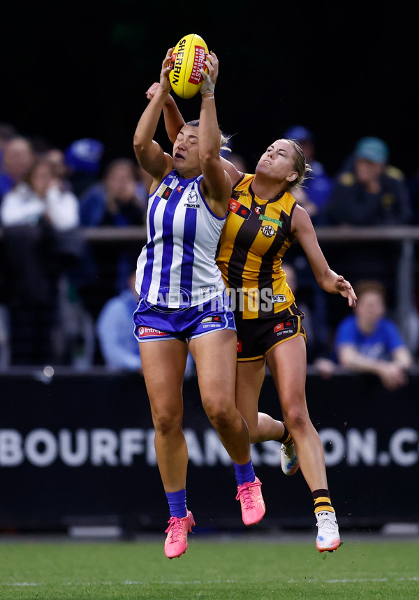 AFLW 2025 Round 12 - Hawthorn v North Melbourne - A-64624795