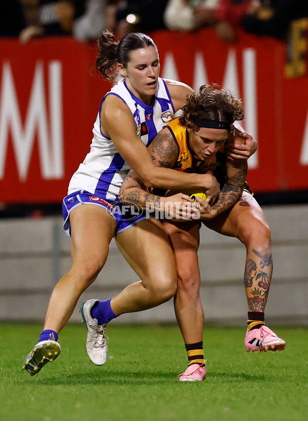AFLW 2025 Round 12 - Hawthorn v North Melbourne - A-64626427