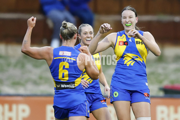 AFLW 2025 Round 12 - West Coast v Carlton - A-64627433