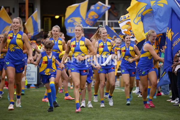 AFLW 2025 Round 12 - West Coast v Carlton - A-64632373