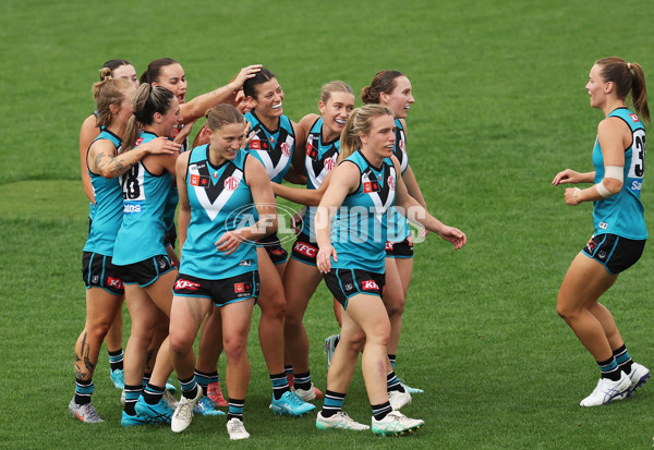 AFLW 2025 Round 12 - GWS v Port Adelaide - A-64634898